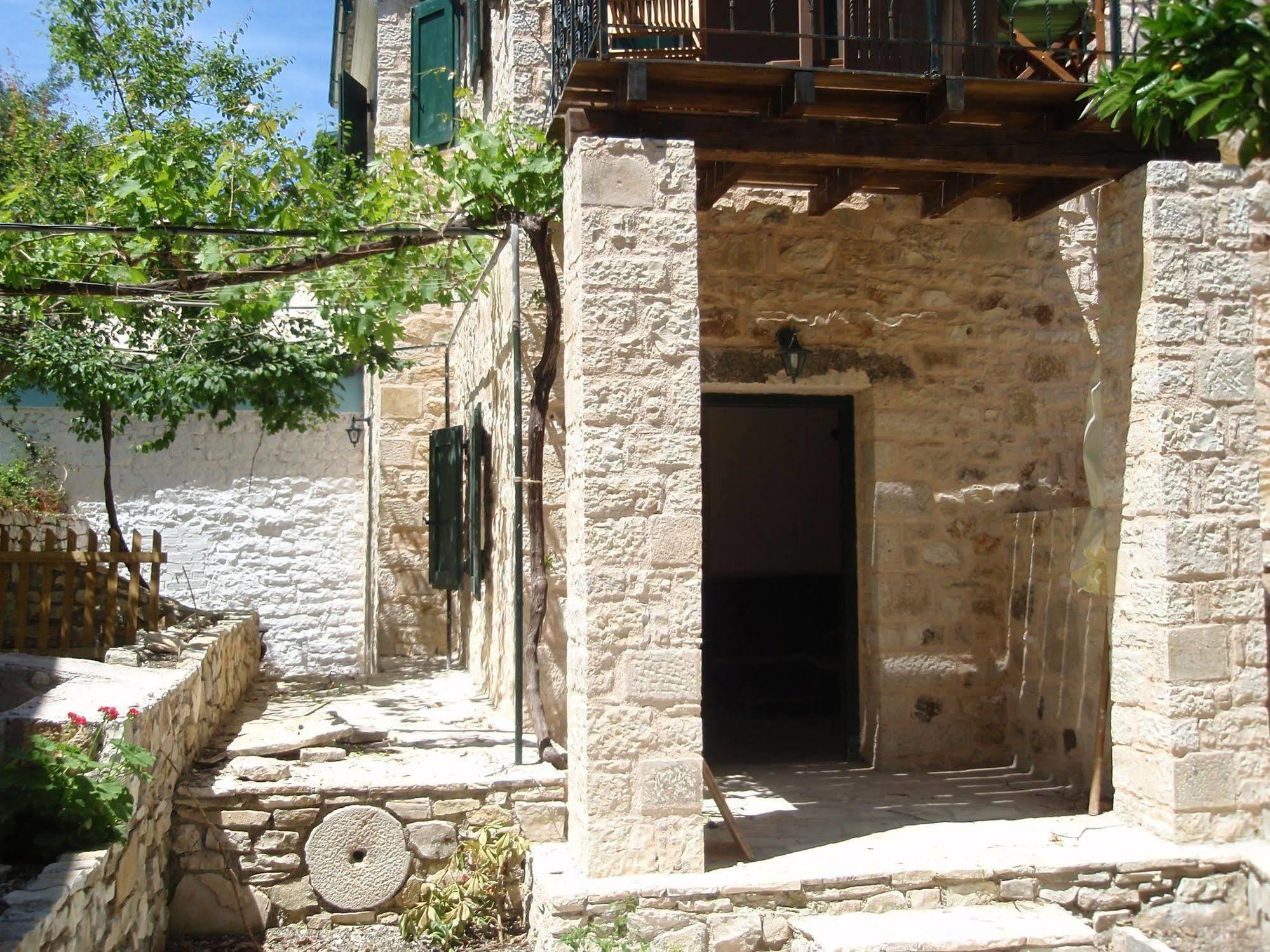 Adamantia Hotel Gaios Eksteriør bilde