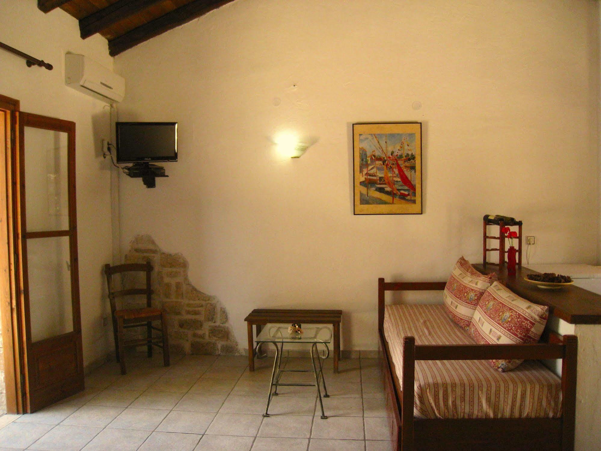 Adamantia Hotel Gaios Eksteriør bilde