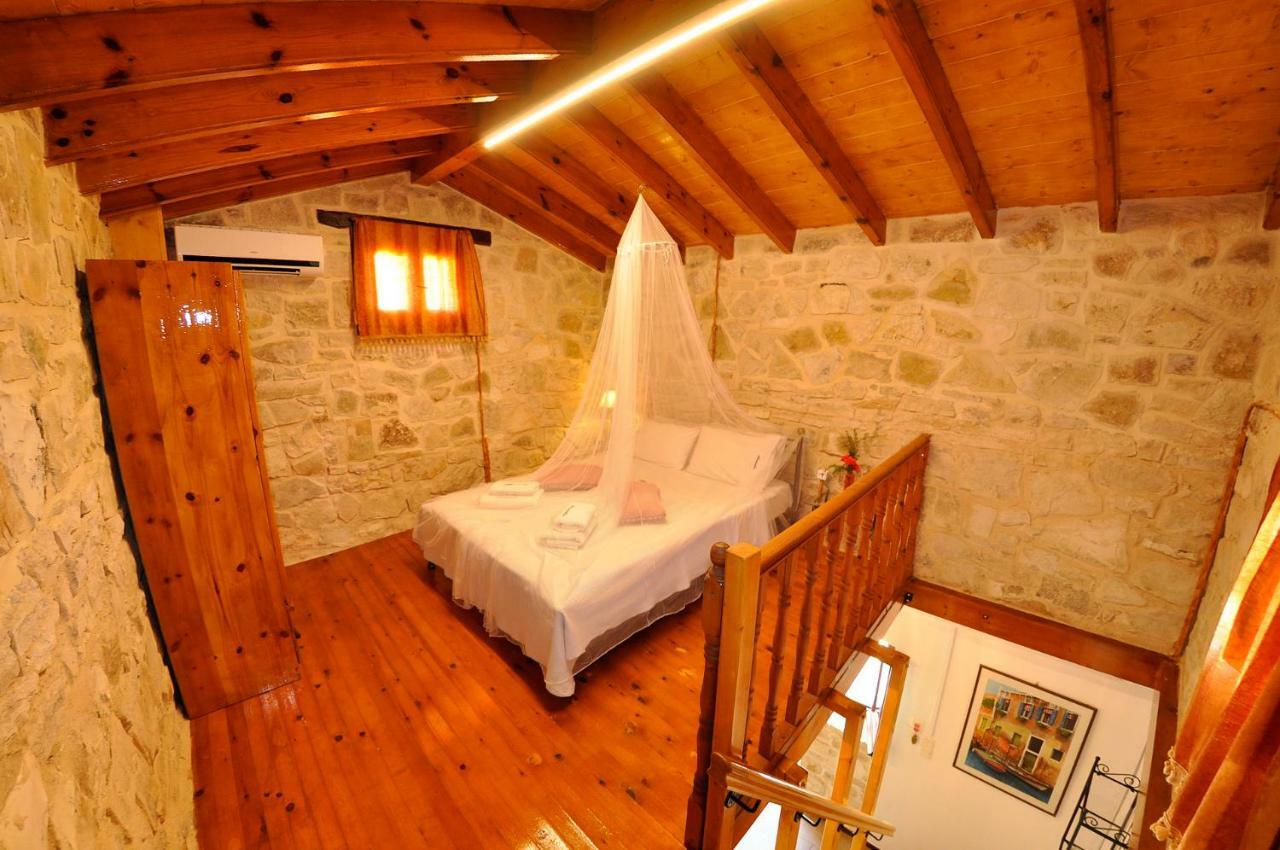 Adamantia Hotel Gaios Eksteriør bilde